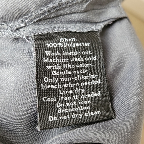 ROCK & REPUBLIC Top Blouse Sleeveless Stud Button - Picture 8 of 8